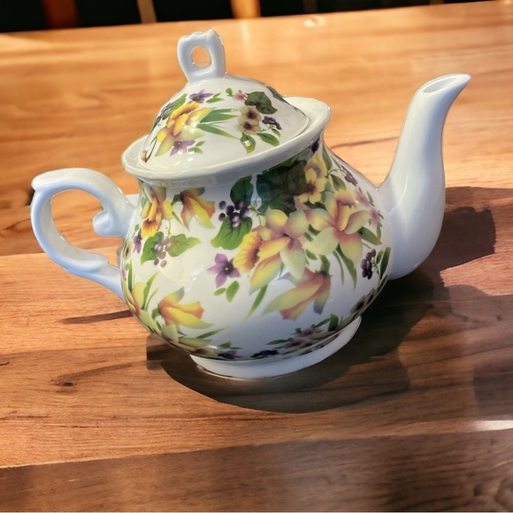 F.T.D.A. Vintage Porcelain English Tea Pot 1988 - Picture 2 of 5